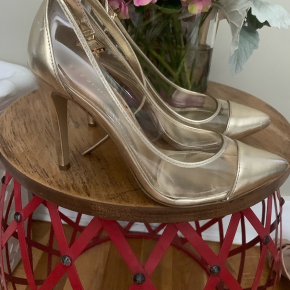 Heels by dolce vita abound and bcbg - Picture 9 of 12